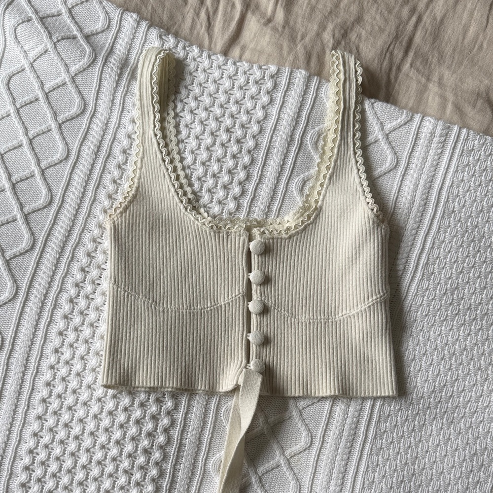 For Love and Lemons Crop
